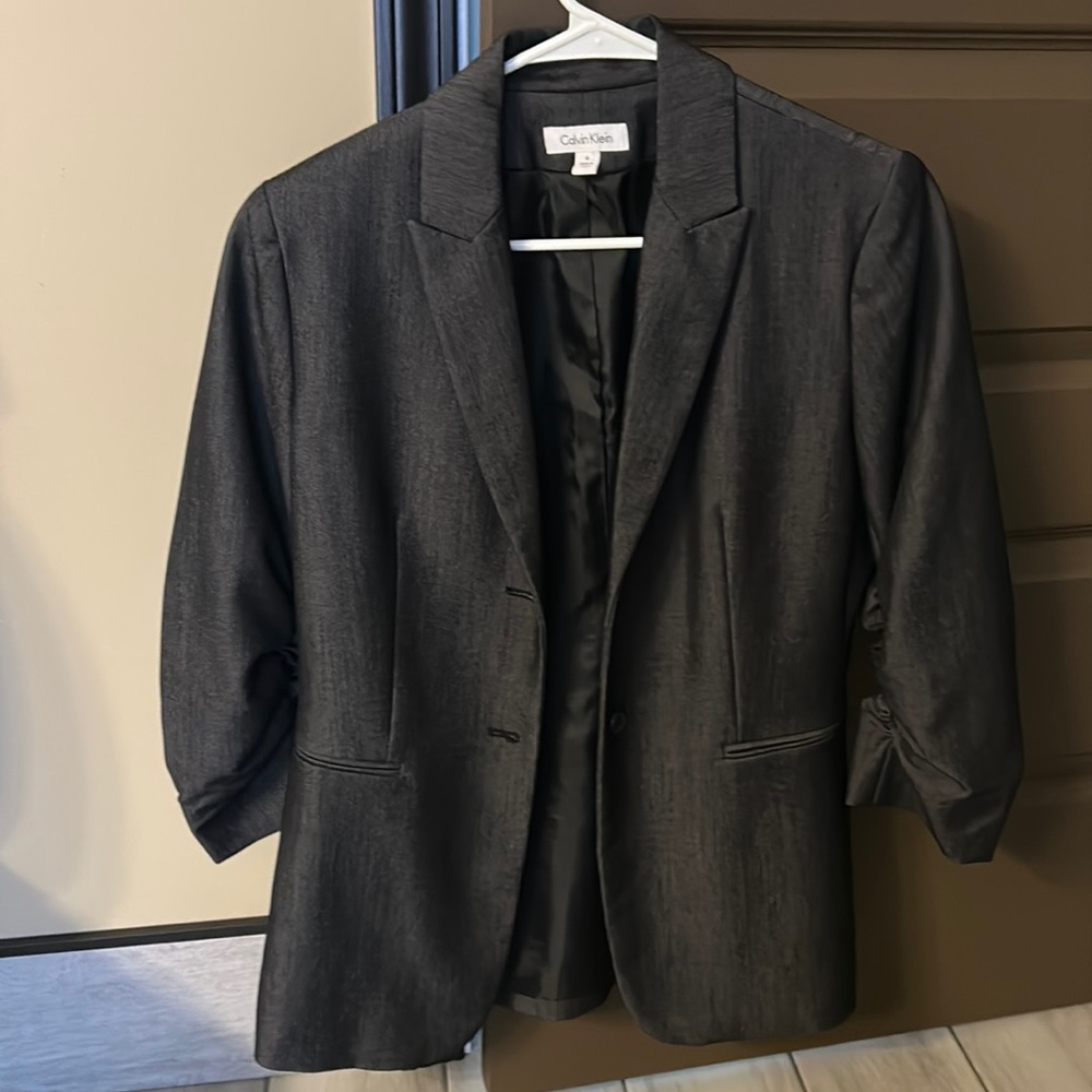 Calvin Klein Jacket size 6 very cute